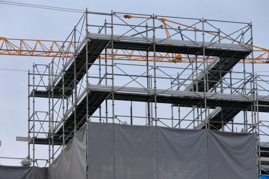 pixta_139520084_M
